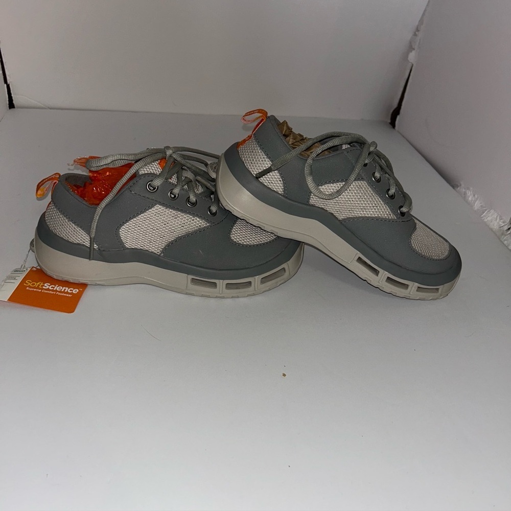 New Soft Science Fin 3.0 Women's size 6